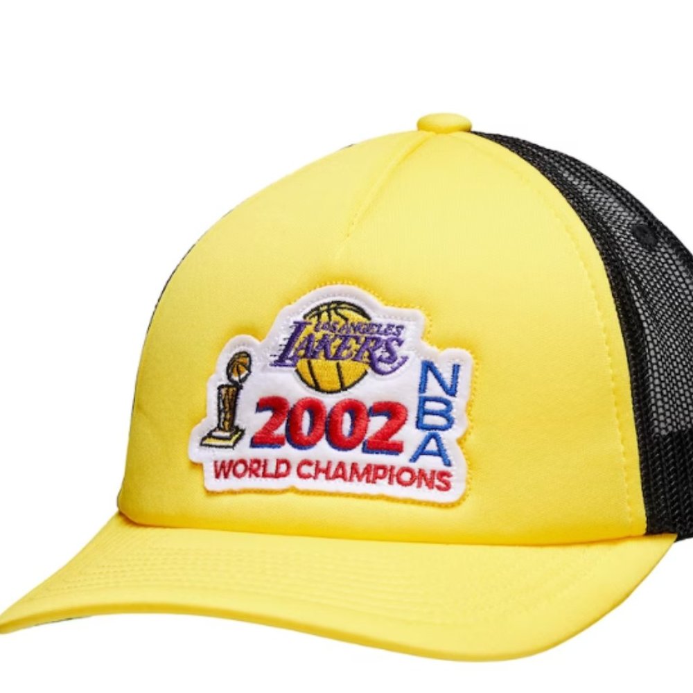 Los Angeles Lakers Mitchell & Ness 2002 NBA Finals Champions Trucker Snapback
